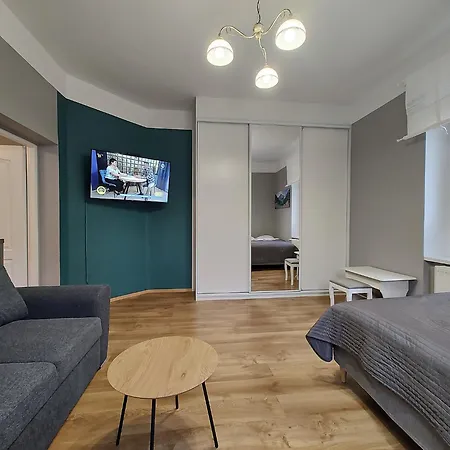 Swierkowy - Kolejowa * 카르파츠