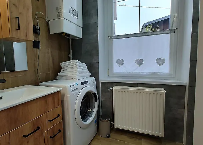 Swierkowy - Kolejowa * Karpacz