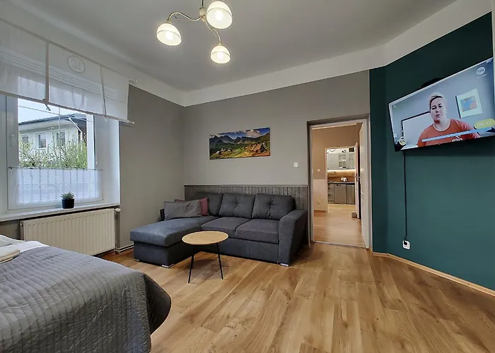 Swierkowy - Kolejowa Apartmán *